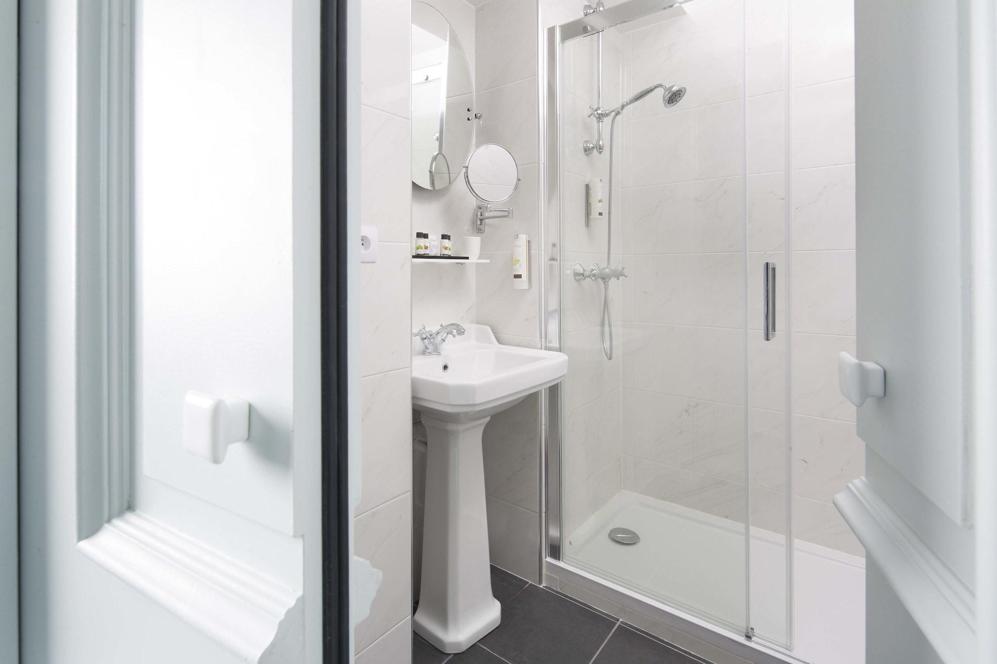 Hotel Celeste Batignolles Montmartre Paris Eksteriør bilde